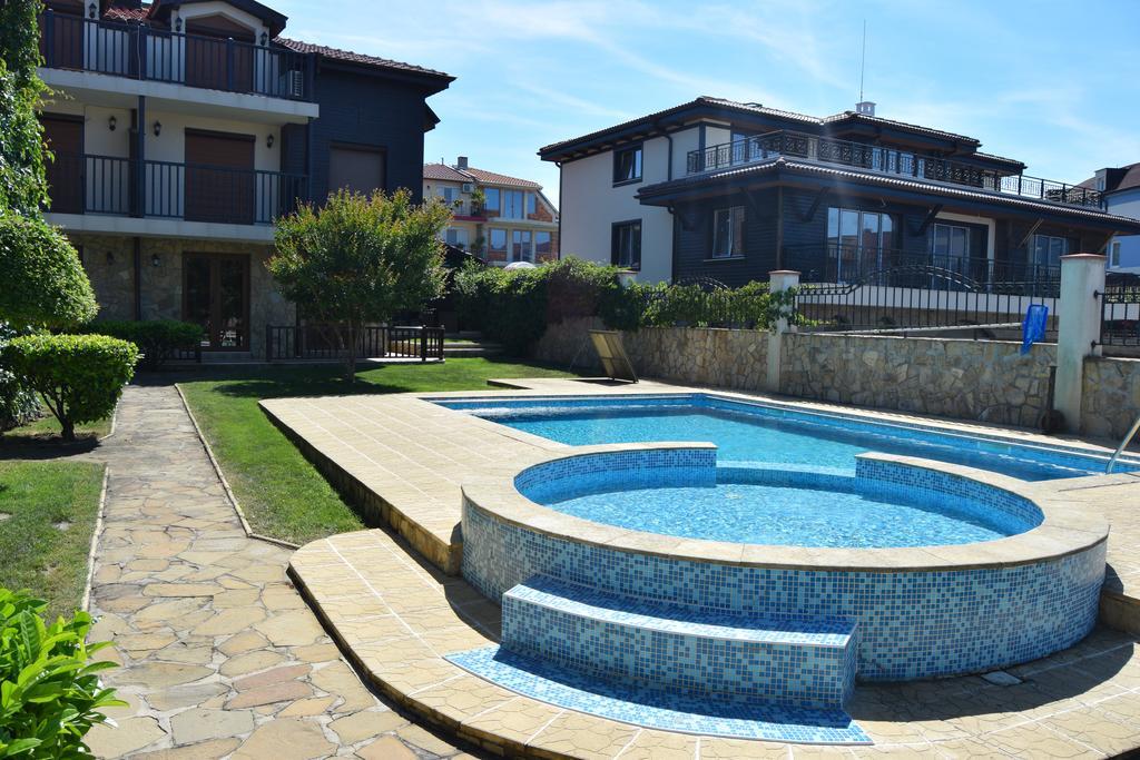 Paradise Bay Villas Sozopol Exterior foto